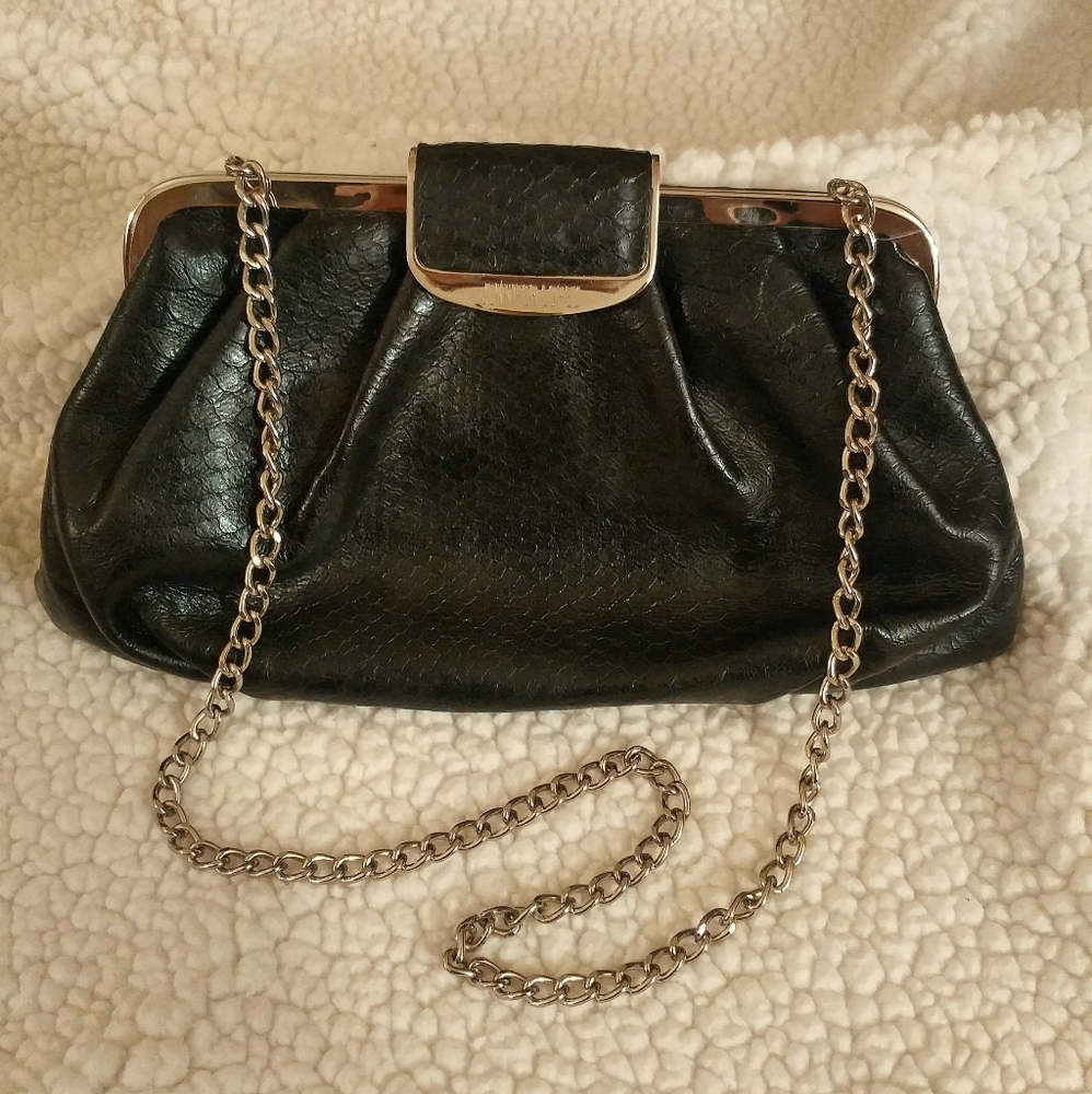 Jennifer Lopez clutch